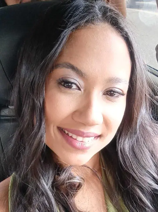 qezyzego (18) female from US - sexting partner