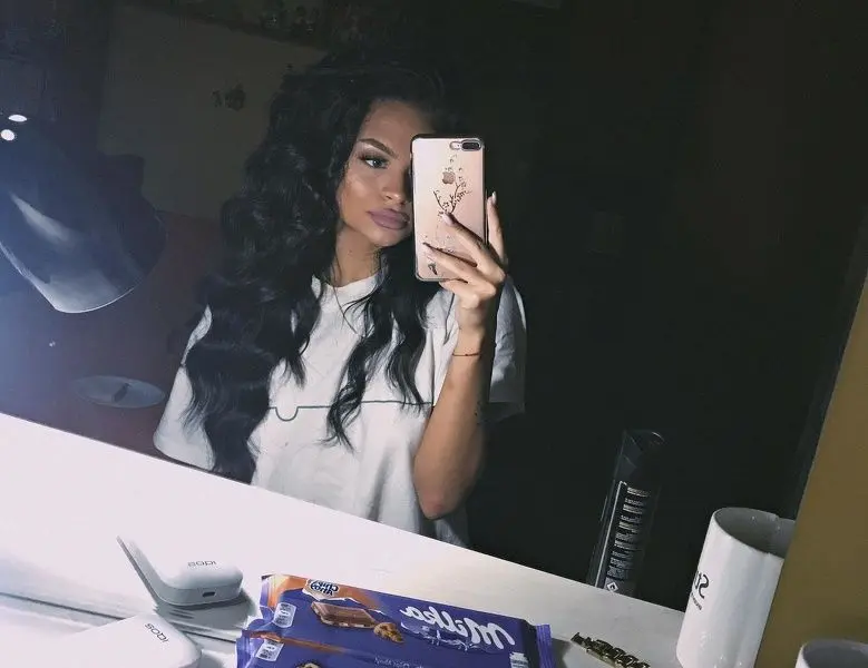 qocyvu (26) female from US - sexting partner