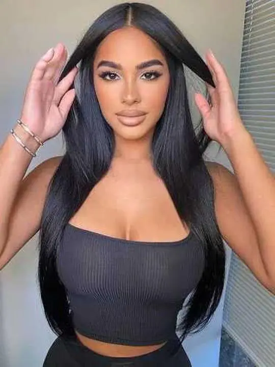 qybecuzi (18) female from US - sexting partner