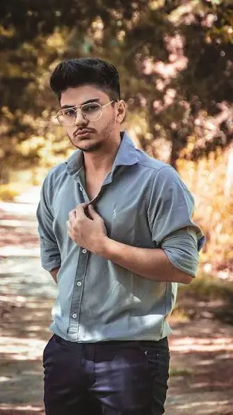 rahimumarnaim (18) male from AR - sexting partner