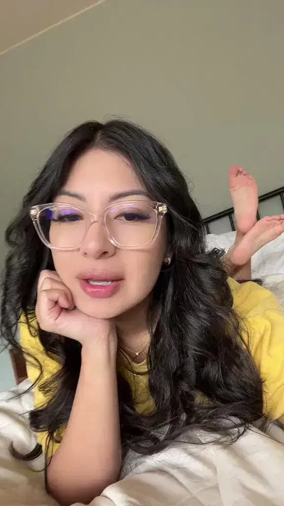 ralace9426 (22) female from US - sexting partner