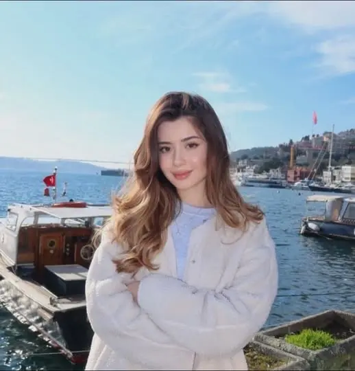 rekamil967 (18) female from GW - sexting partner