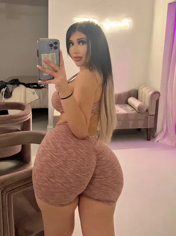 relebeh509 (22) female from US - sexting partner