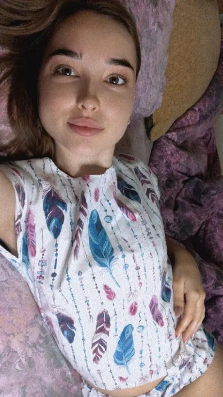 resos20519 (18) female from CA - sexting partner