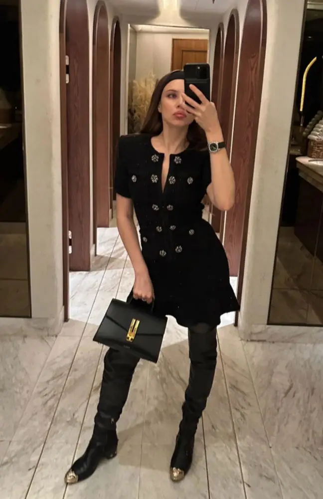 rifajekk (21) female from US - sexting partner