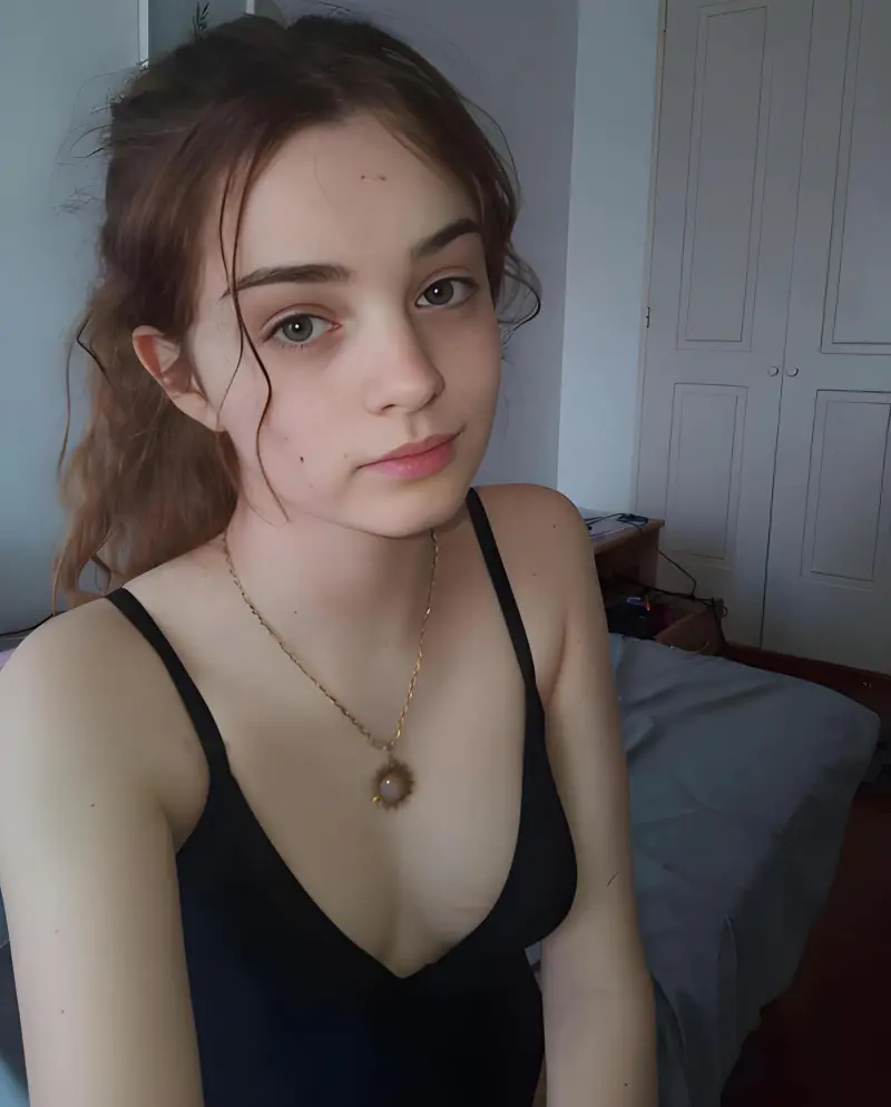 riweg67305 (22) female from DK - sexting partner