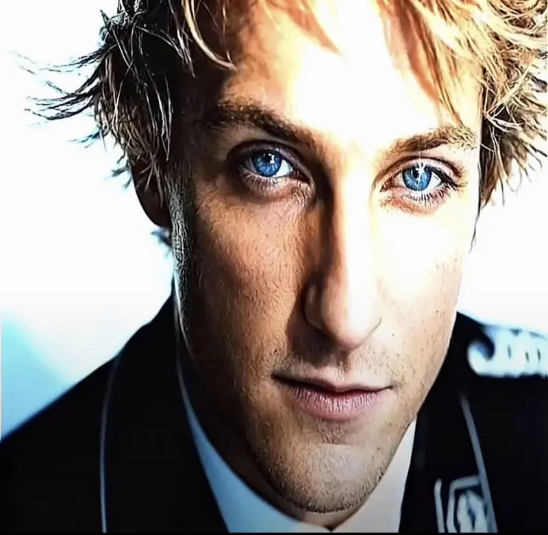 rob1224565 (18) male from CA - sexting partner