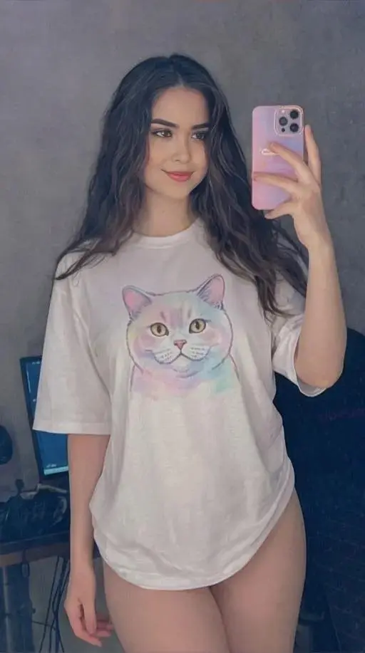 rokim71319 (18) female from GB - sexting partner