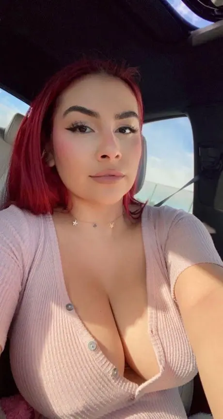 rosemelody00xx (18) female from US - sexting partner