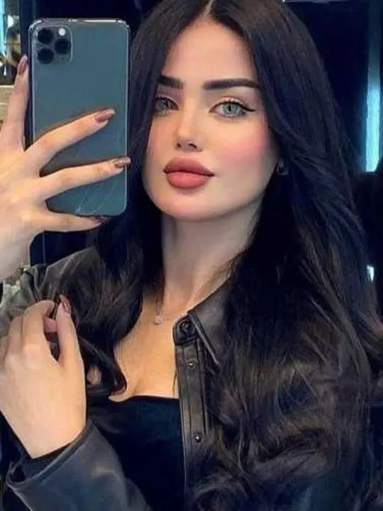 rotidor230 (18) female from US - sexting partner