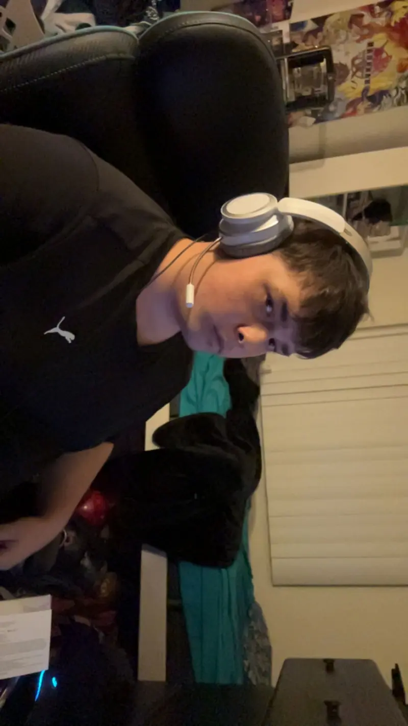 ryanklinkenborg96 (18) male from AL - sexting partner