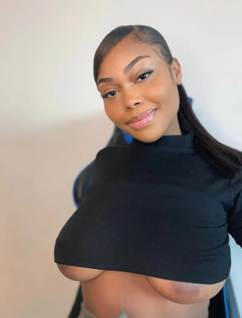 ryleenova68 (31) female from CA - sexting partner