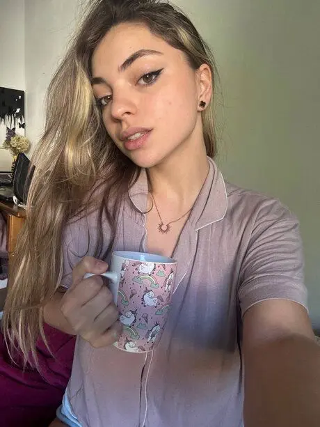 sagokac861 (18) female from DE - sexting partner