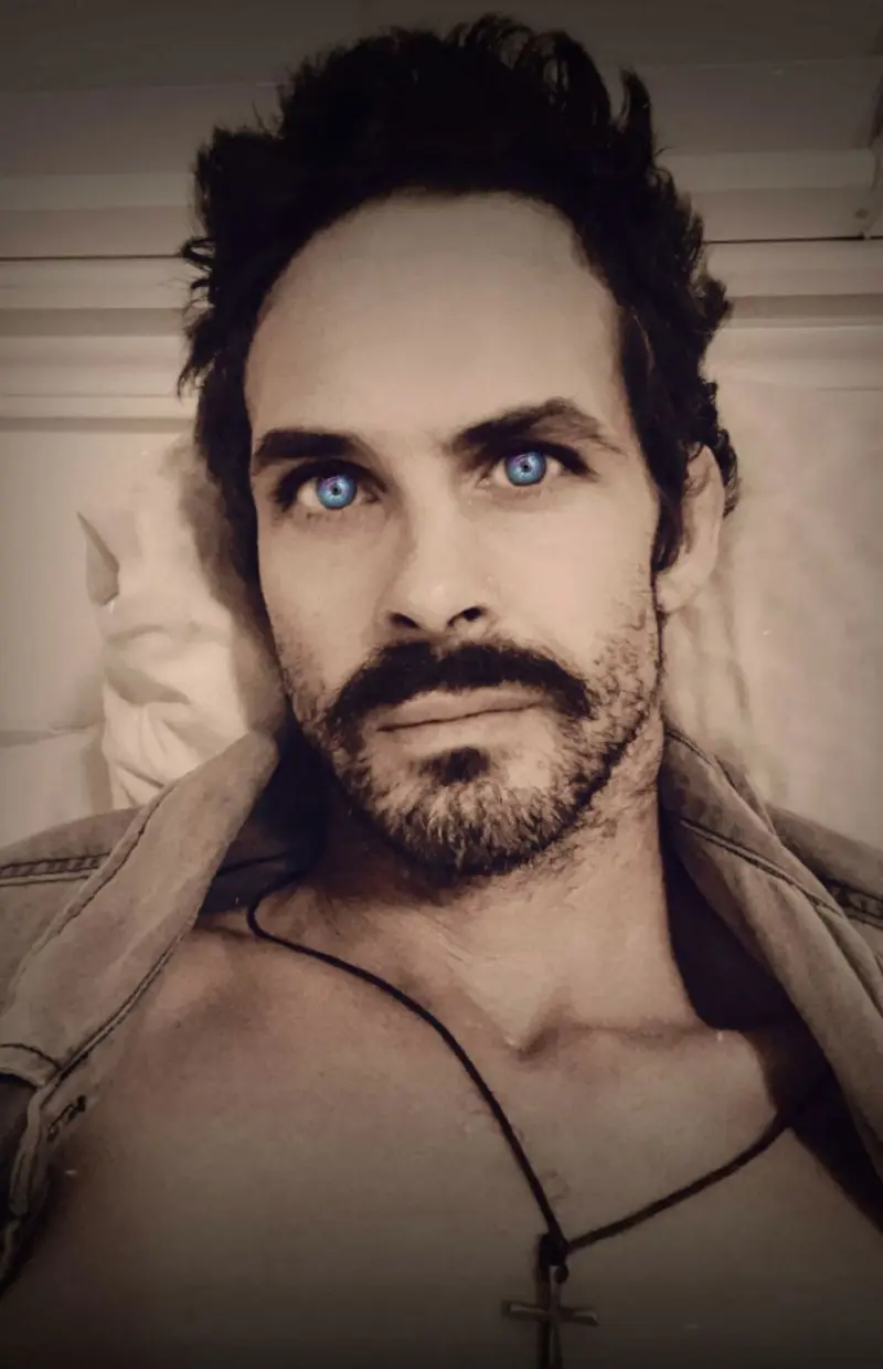 saltydinurp (40) male from US - sexting partner