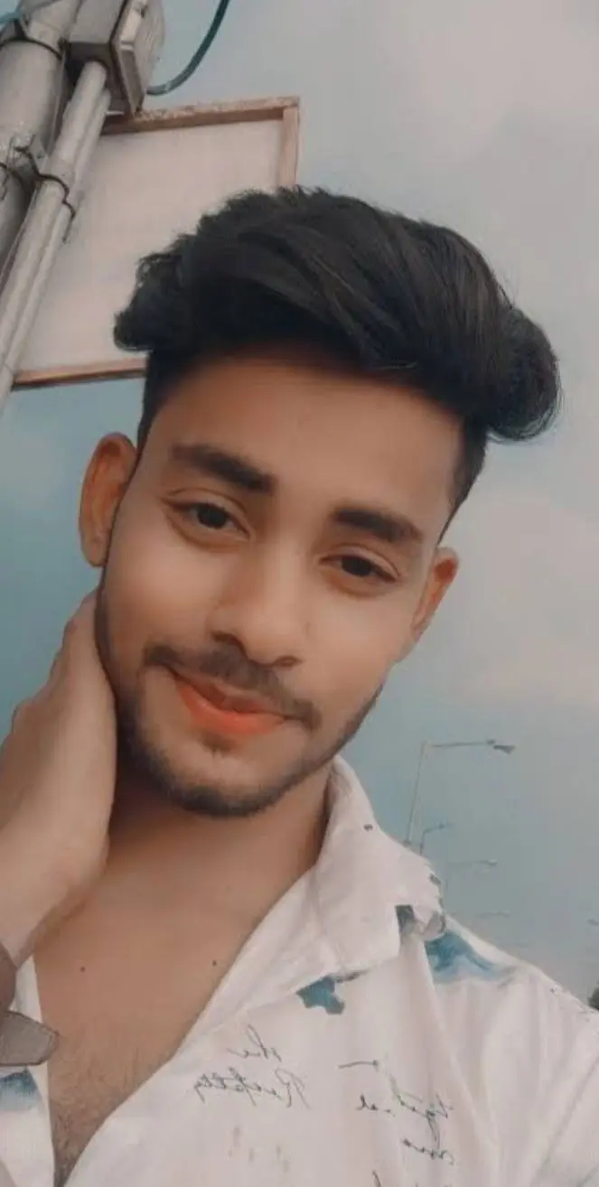 sayandeepbh5 (20) male from IN - sexting partner