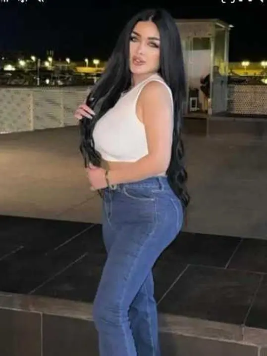 selkof (18) female from AT - sexting partner