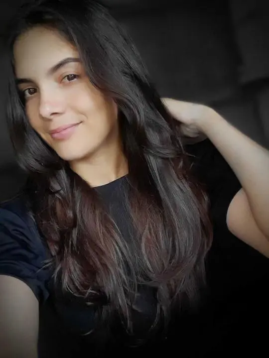 semuvimo (18) female from CH - sexting partner