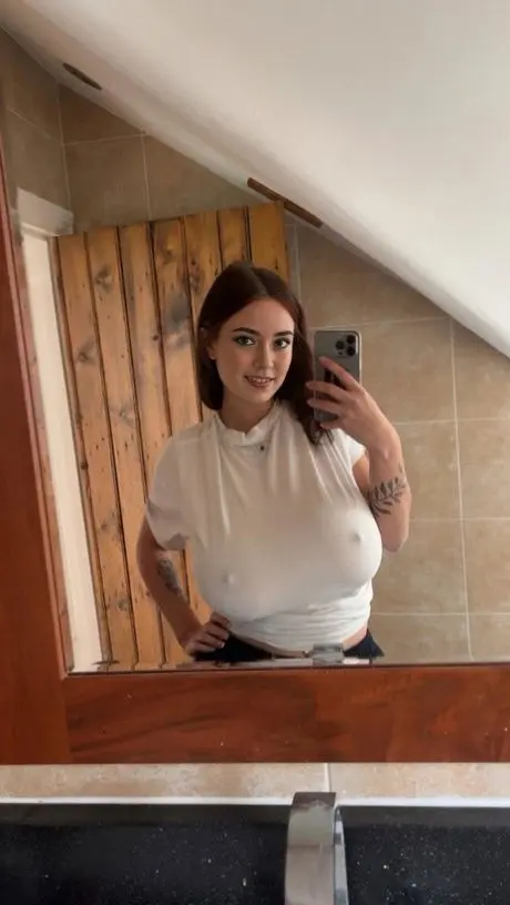 senidih531 (18) female from CA - sexting partner