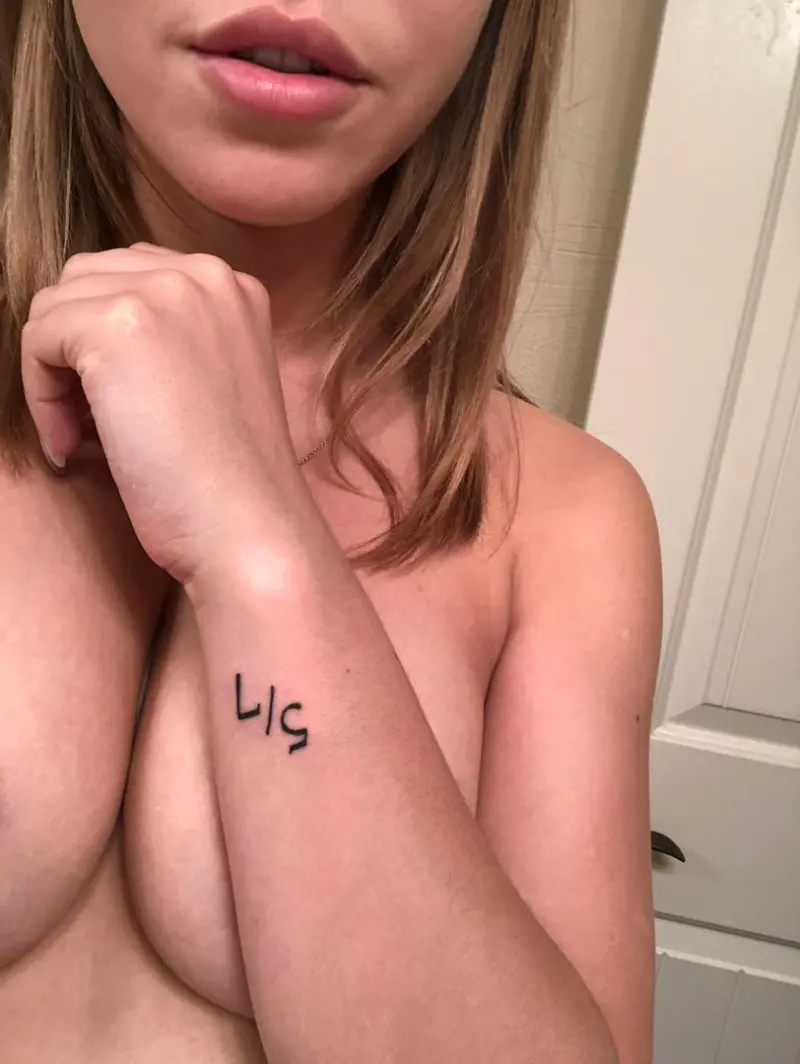 shankj (20) female from US - sexting partner