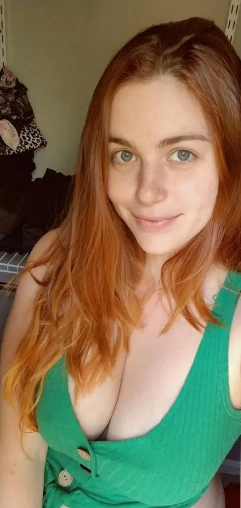 sivawe2856 (18) female from US - sexting partner