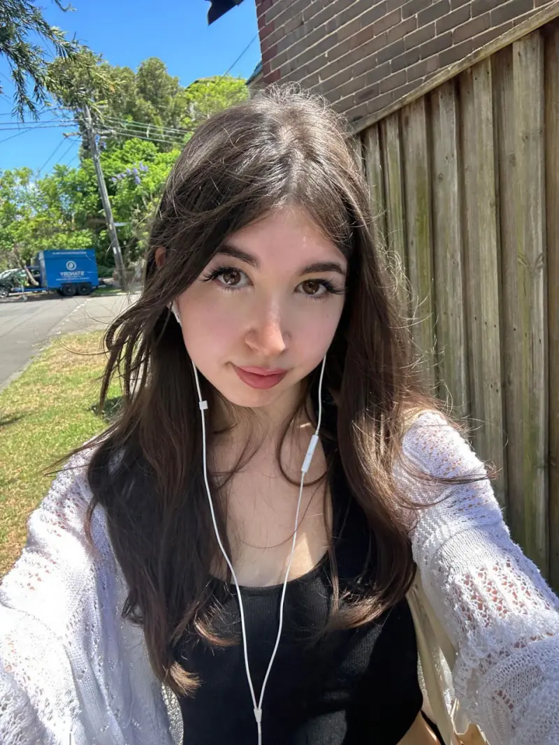 sofiyammm250 (21) female from US - sexting partner