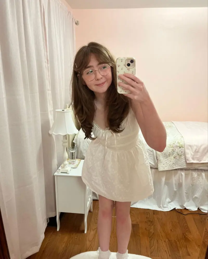 sogiver182 (18) female from US - sexting partner