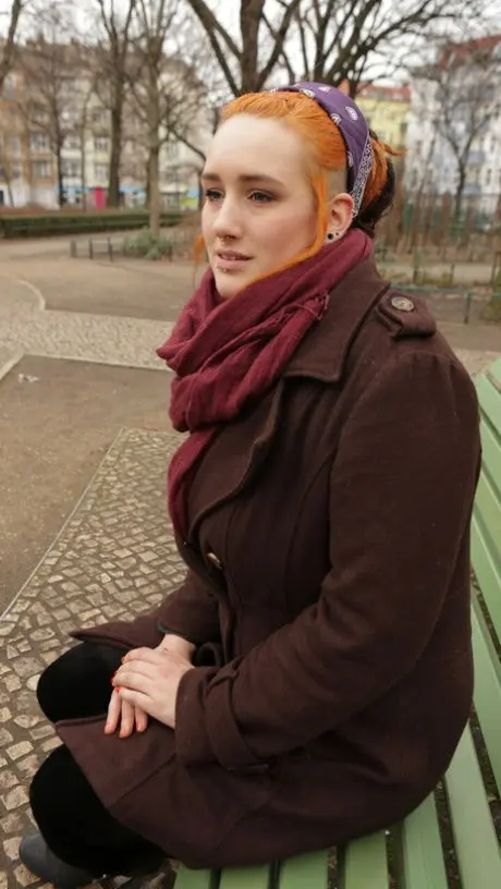 sojalad109 (18) female from AU - sexting partner