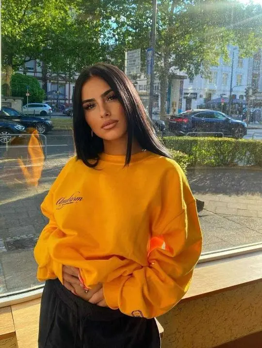 somapip270 (18) female from US - sexting partner