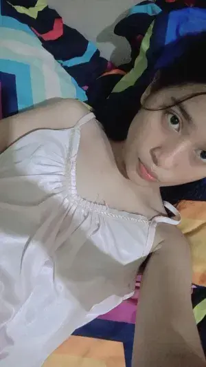 sonokis661 (23) female from CA - sexting partner