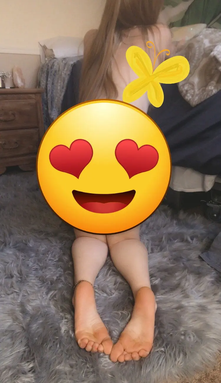 sovisec910 (18) female from CA - sexting partner