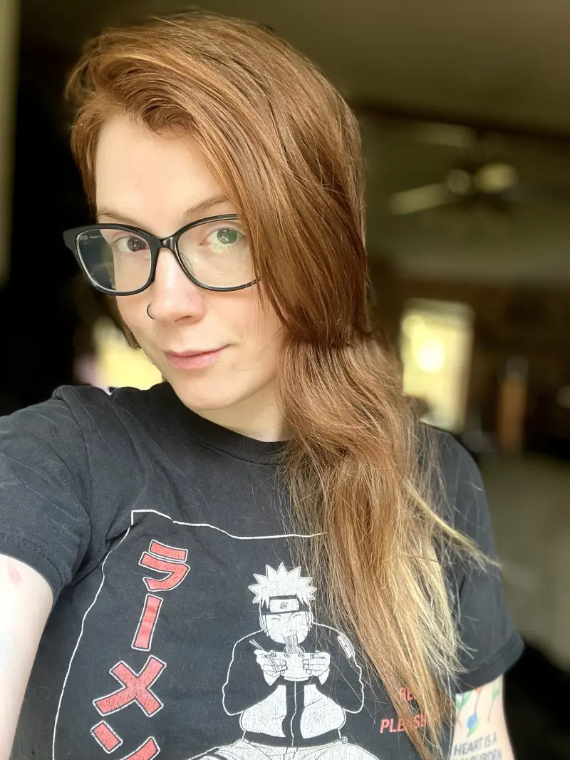 speerspeer99 (27) female from CA - sexting partner