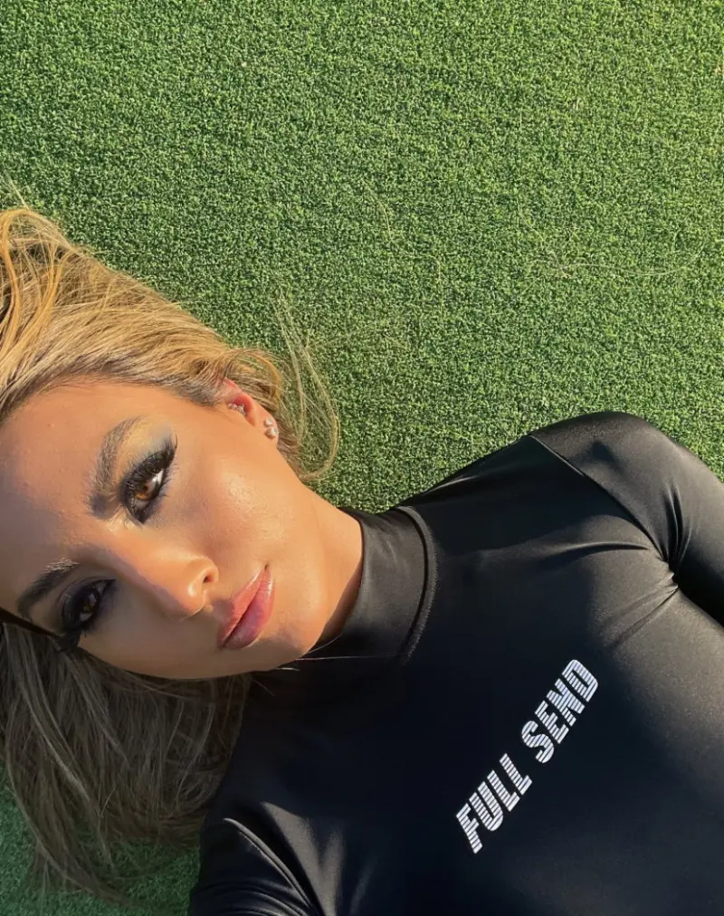 stella169 (18) female from US - sexting partner