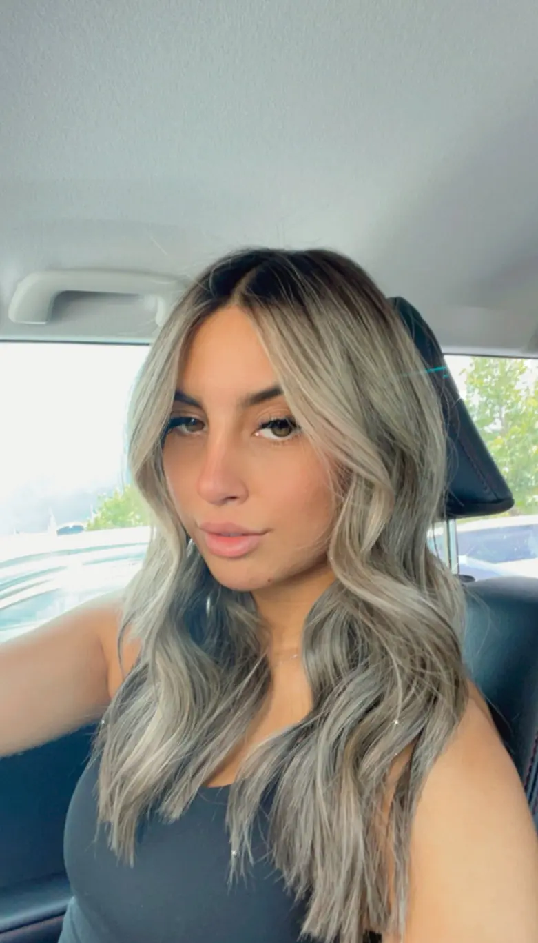 stella775 (18) female from US - sexting partner