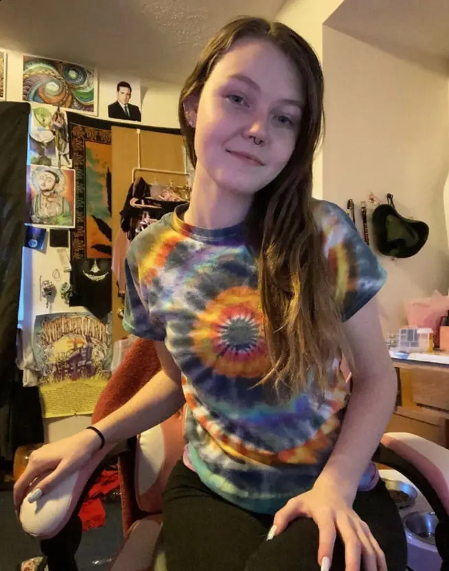 stiziydu (18) female from US - sexting partner