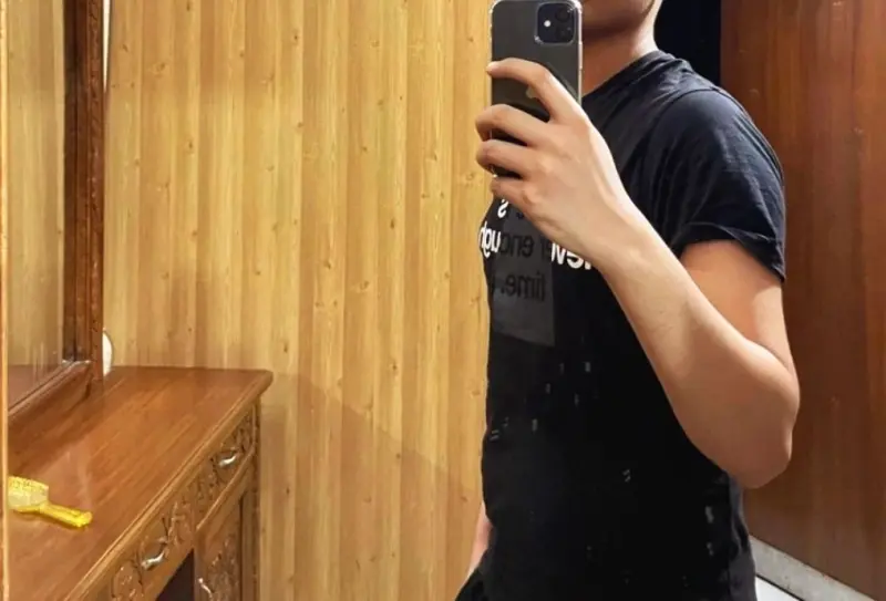 superman12345765 (18) male from PK - sexting partner