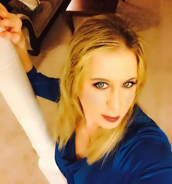 syzyluga (18) female from US - sexting partner