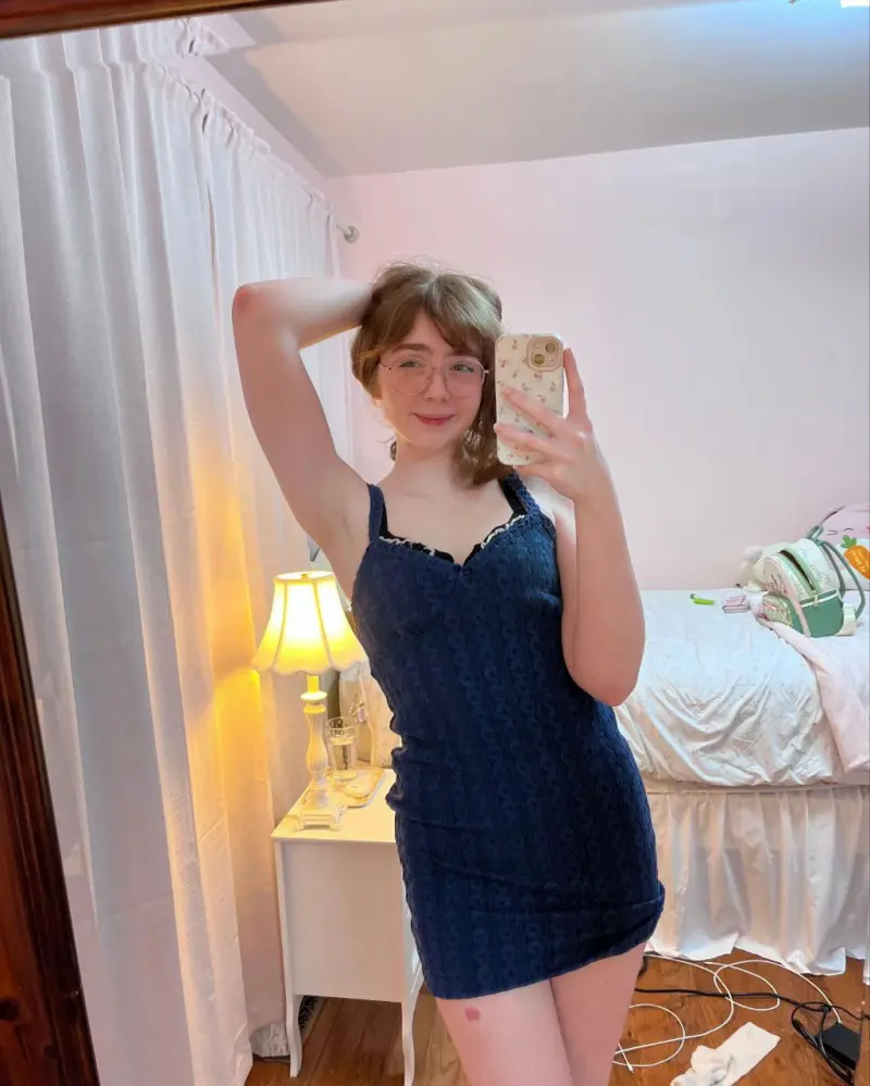 tenob75770 (19) female from DE - sexting partner