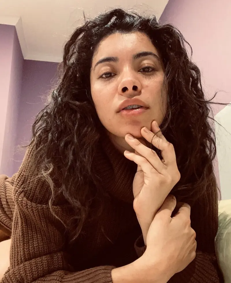 tensonlucy4 (18) female from US - sexting partner