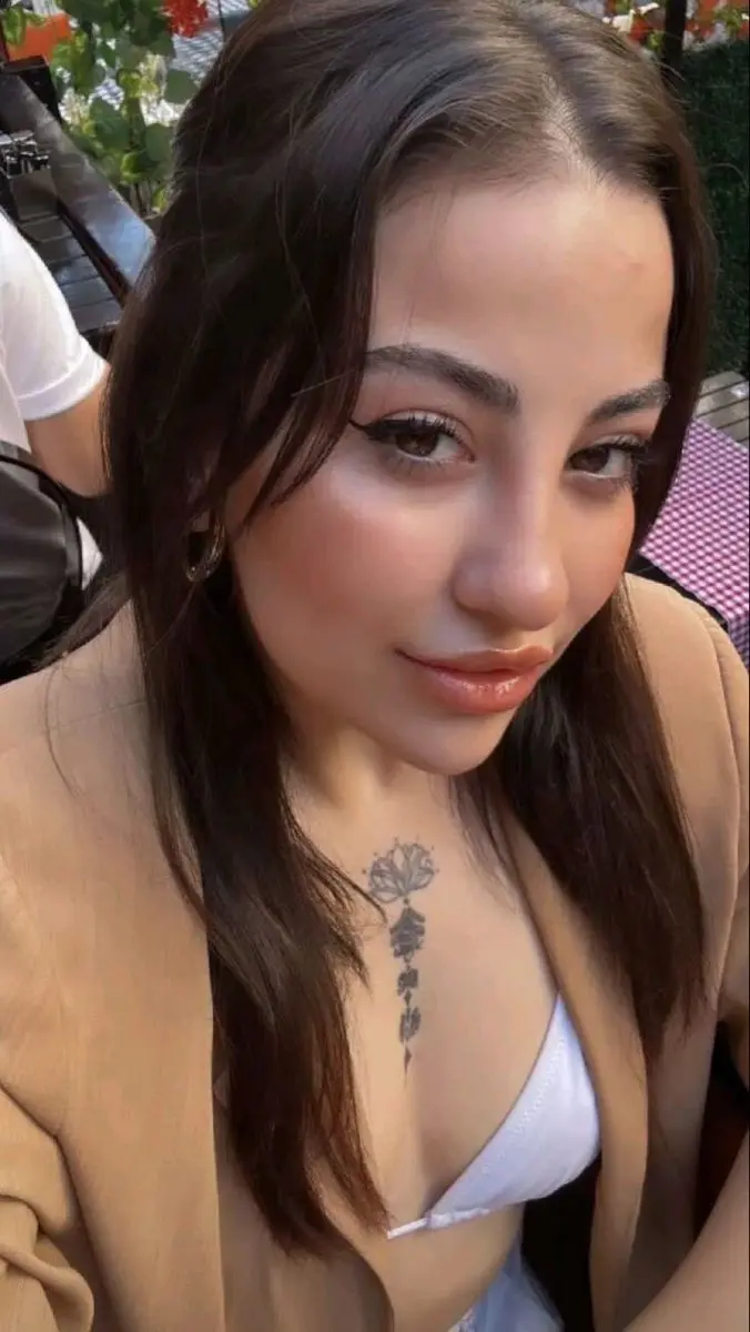 texoci5713 (18) female from AU - sexting partner