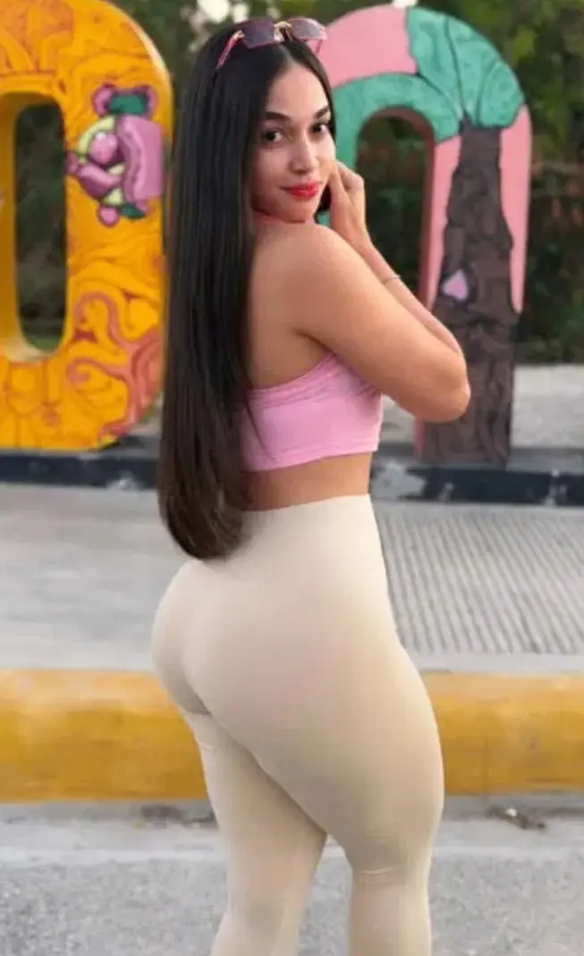 teyegl (18) female from ES - sexting partner