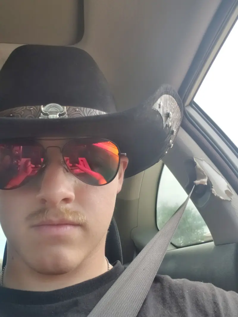 titan4765 (23) male from US - sexting partner