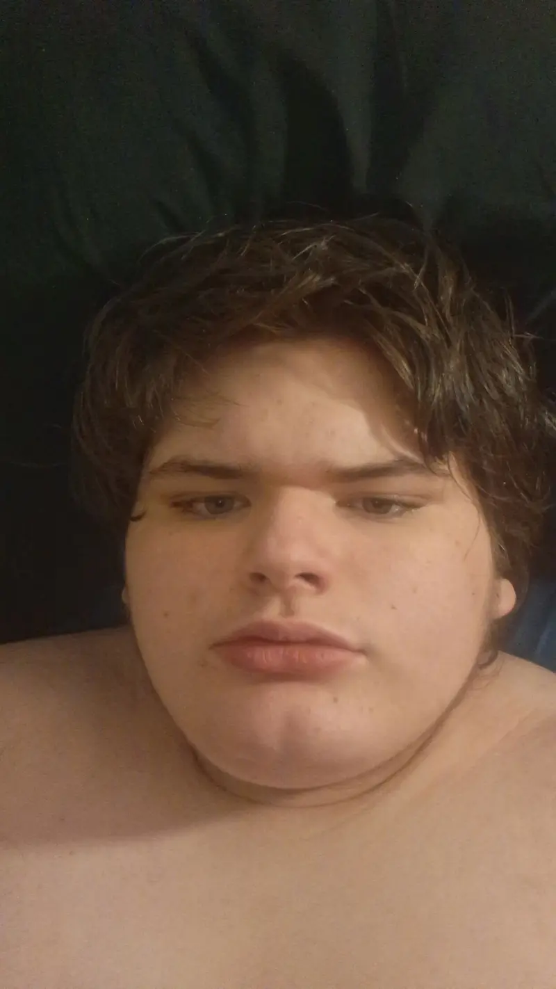 tmnammons13 (18) male from US - sexting partner