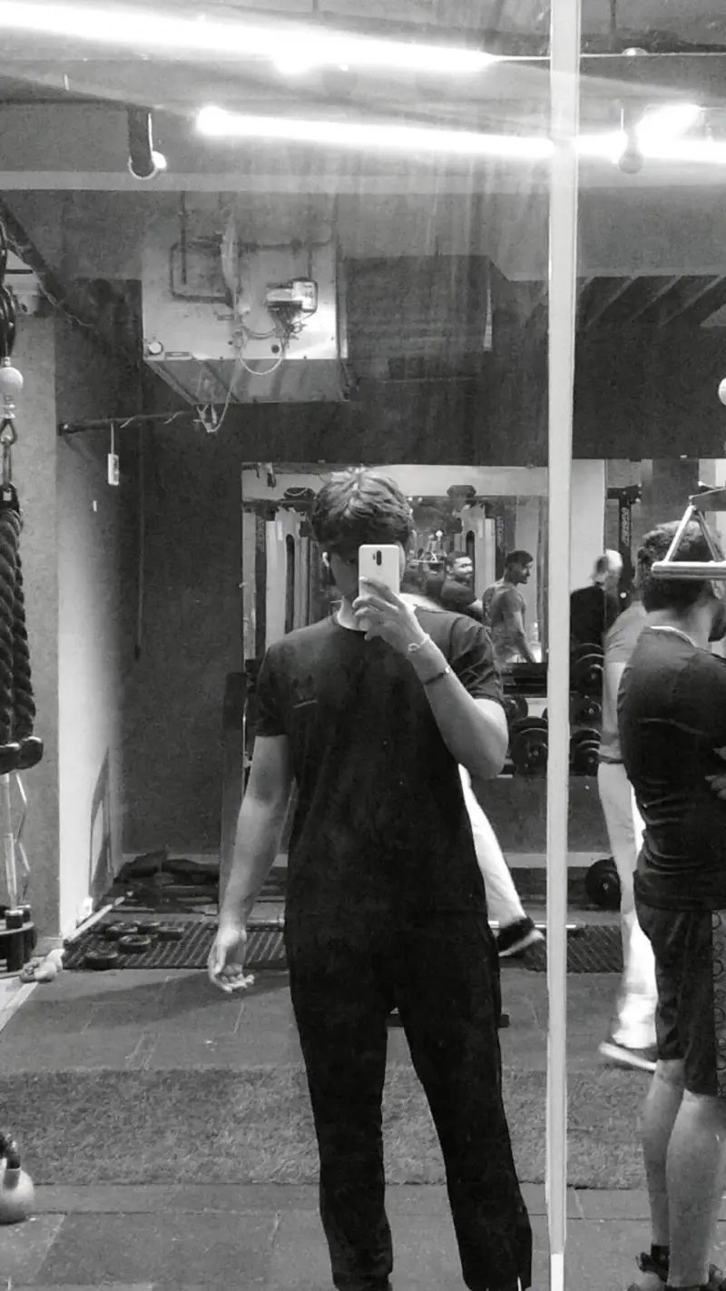 tobbbiiii (18) male from IN - sexting partner