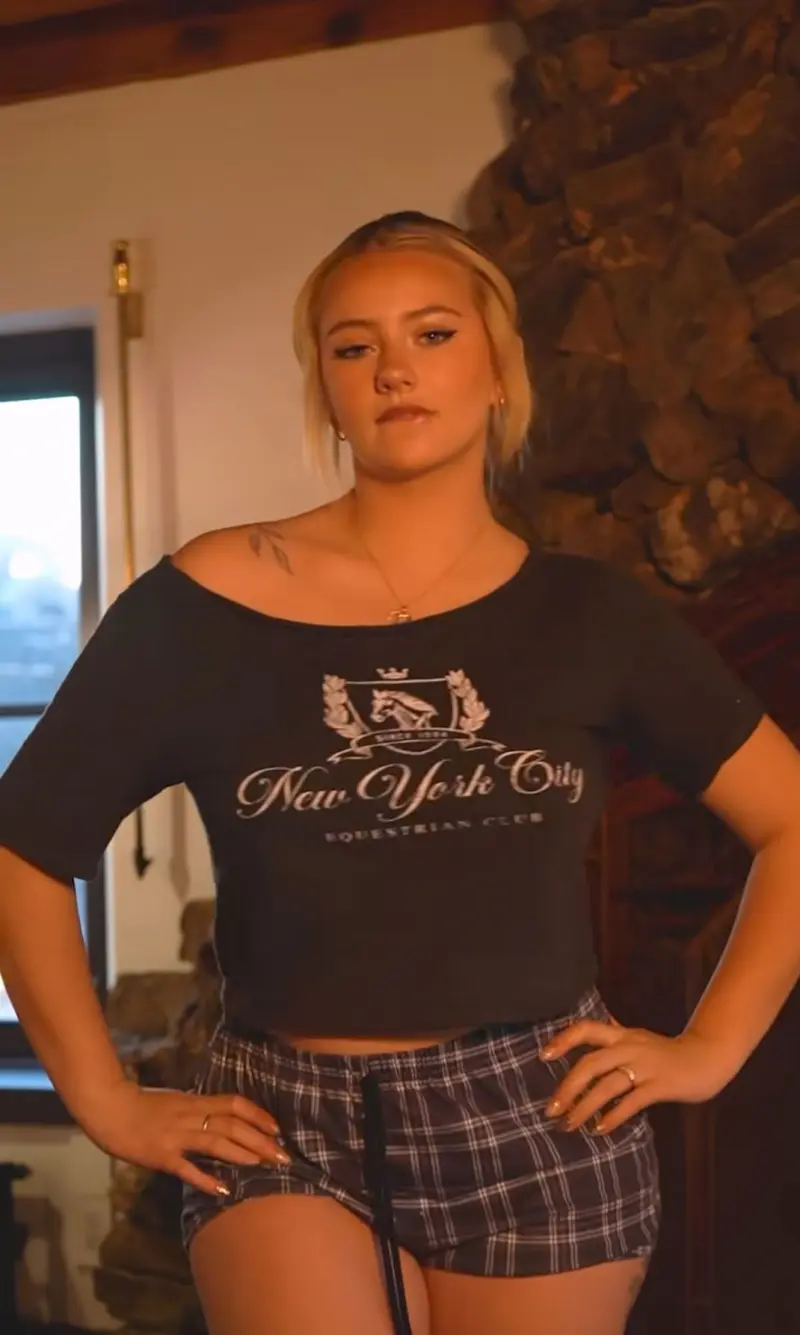 totanjn (18) female from CA - sexting partner