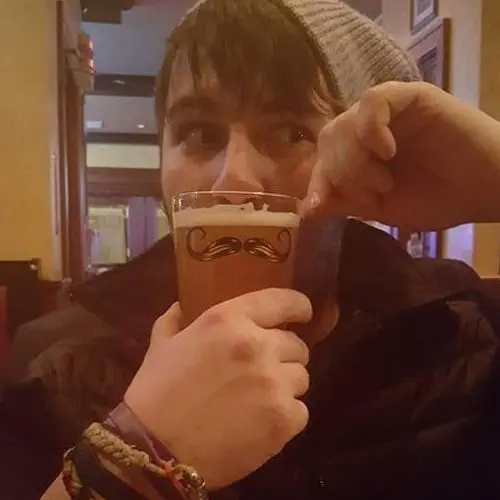 toxicstudiozzz (18) male from US - sexting partner