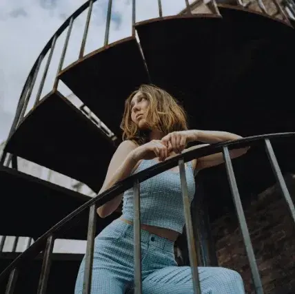 uc6sfn0cqz (18) female from GB - sexting partner