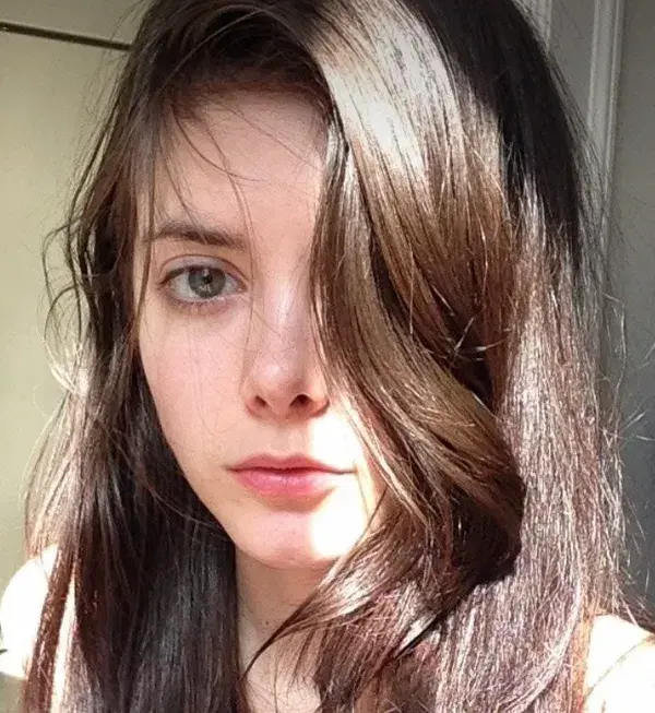 umowb (18) female from GB - sexting partner