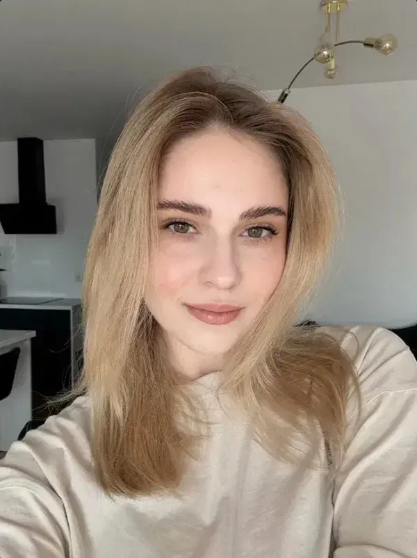 vagam43516 (23) female from GB - sexting partner