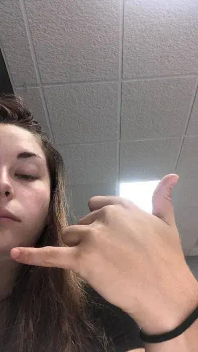 vagexa9920 (18) female from GB - sexting partner