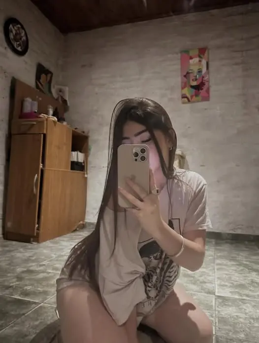 vakida2028 (18) female from UA - sexting partner